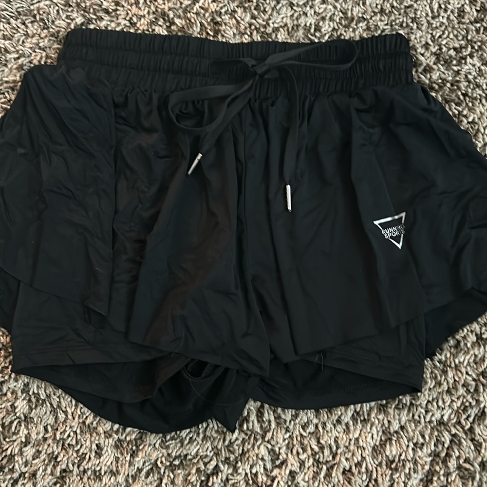 Black flowy shorts
size small